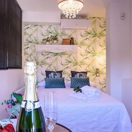 דירה Haexaris Casa Boutique By Florentia Homes *